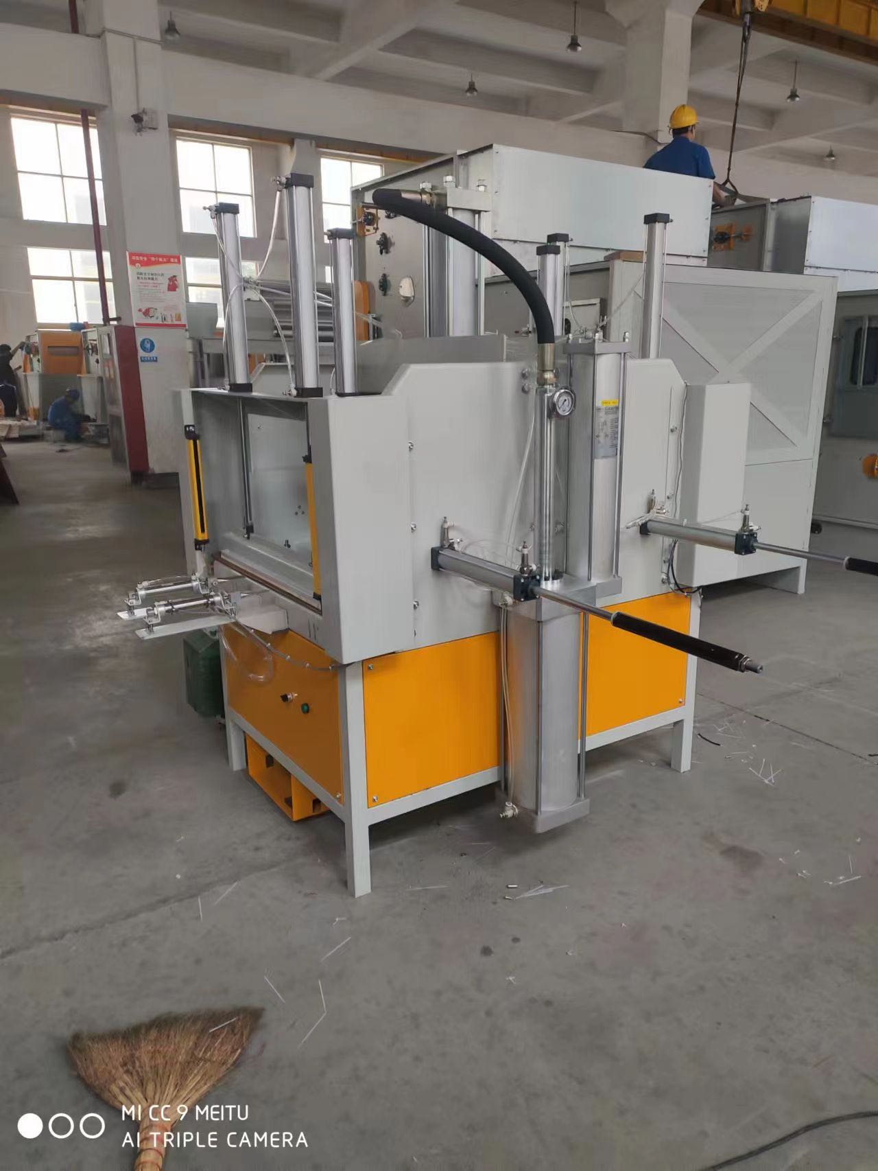 HJFK-5邊抽真空定型機(jī)